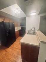 Building Photo - 1720 E Thunderbird Rd