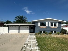 Building Photo - 444 Owens St