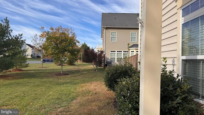 Building Photo - 110 Gate Stone Ln