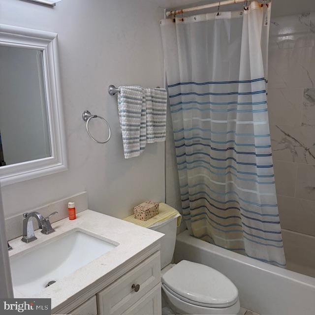 Building Photo - 2111 Wisconsin Ave NW