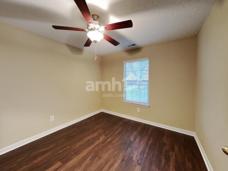 Building Photo - 13319 Harvest Point Dr