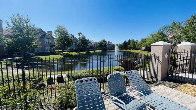 Building Photo - 17952 Villa Creek Dr