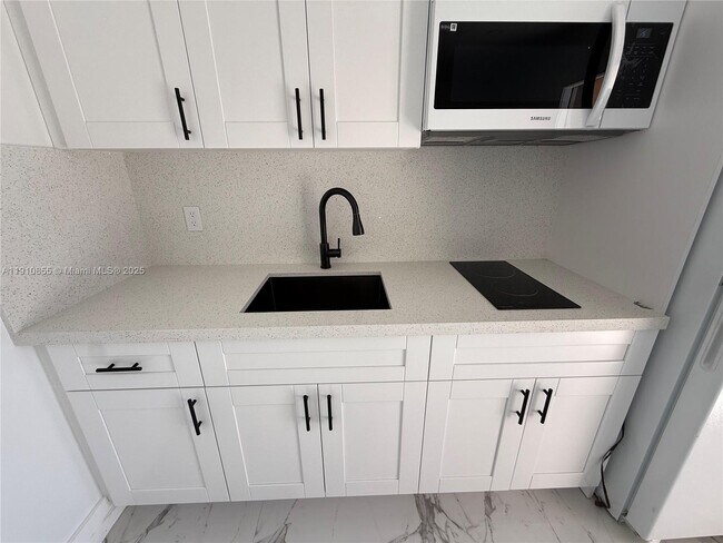 Building Photo - 9824 SW 26th Terrace