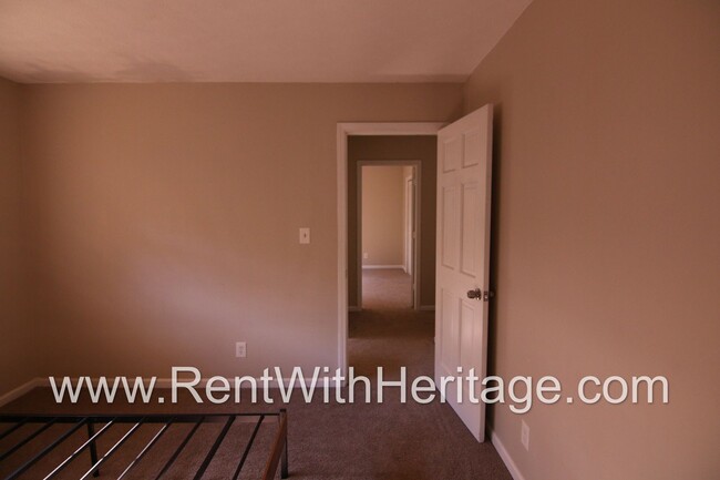 Building Photo - Charming Newly Renovated 3bd/ 2ba/ Gorgeou...