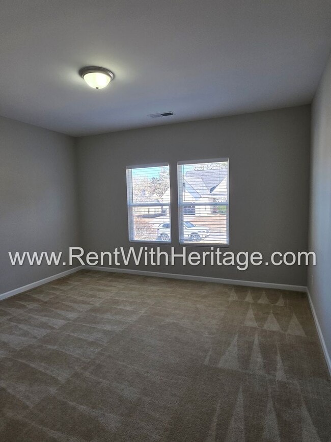 Building Photo - Stunning New 4bd/ 2.5ba / Immaculate / Attention to Detail/ Great Location