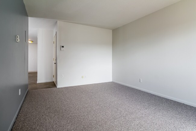 Building Photo - 1st Month Free!