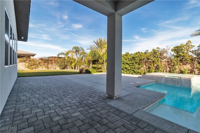 Building Photo - 6130 Pebble Glen Ct