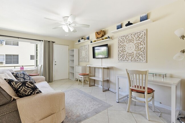 Building Photo - Fully Furnished Pet Friendly  Waikiki 1-Bedroom Condo Near Ala Moana