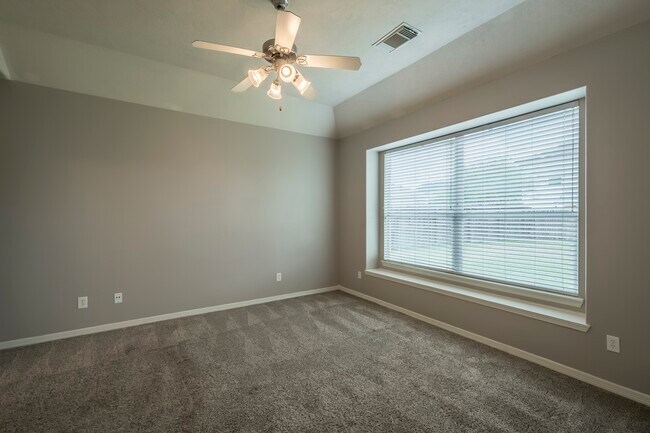 Building Photo - 21902 Silverfield Park Ln