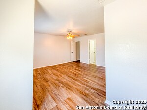 Building Photo - 115 McLennan Oak