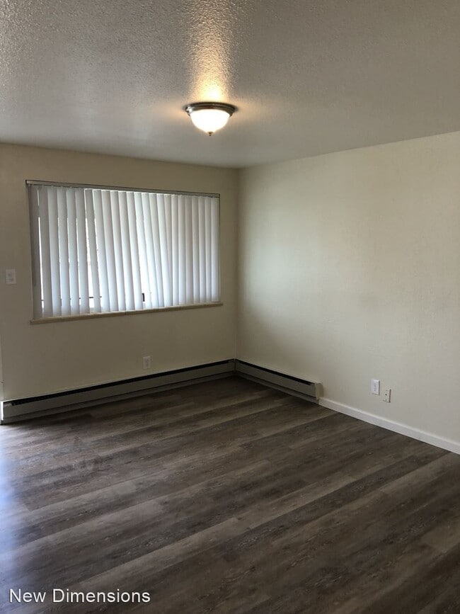 Building Photo - 122 Corbett St