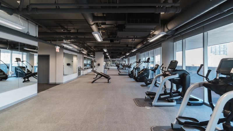 Building Photo - 1000 S Clark St