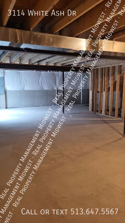 Building Photo - 3114 White Ash Dr