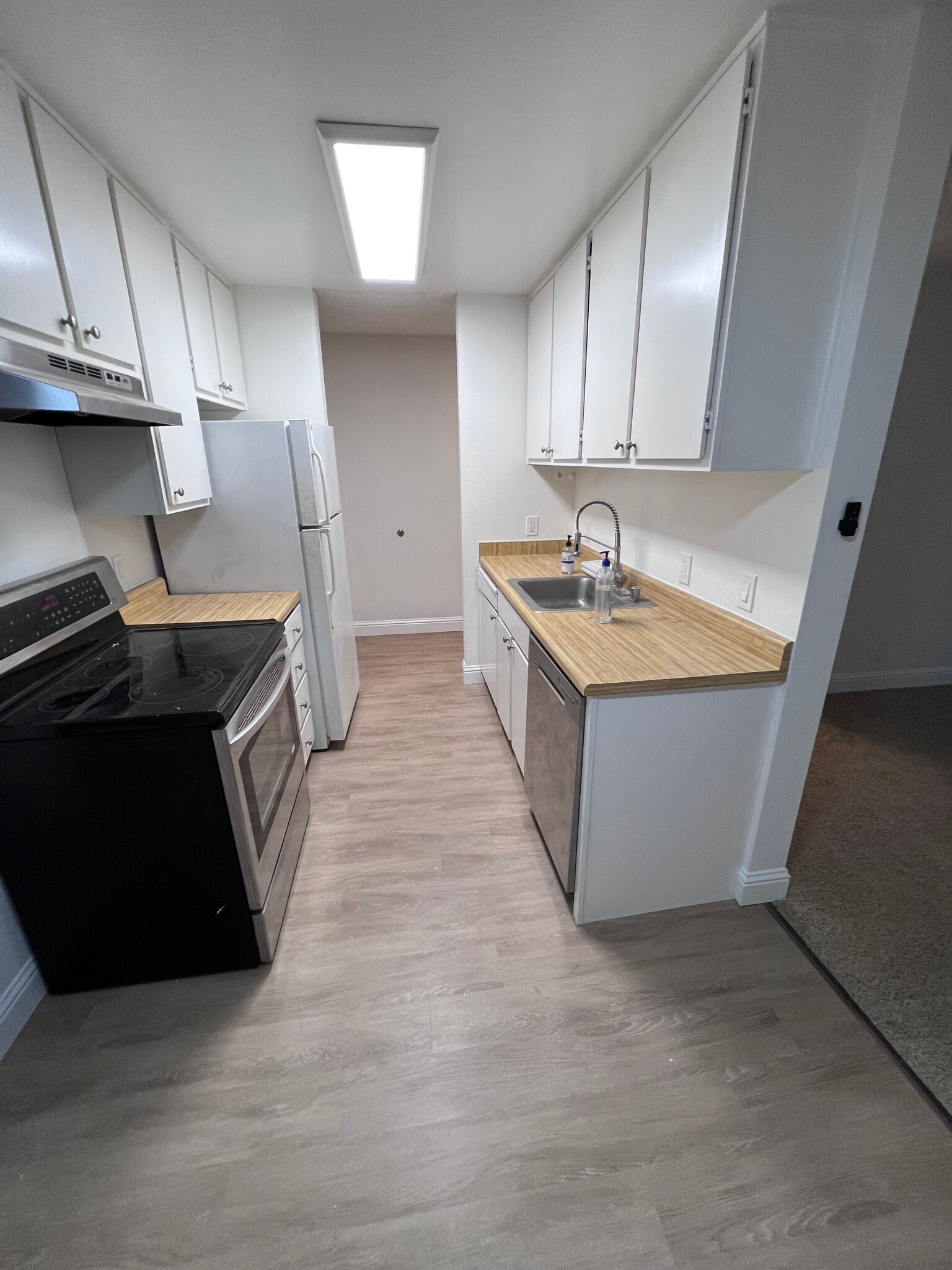 kitchen different view - 2077 Washington Avenue