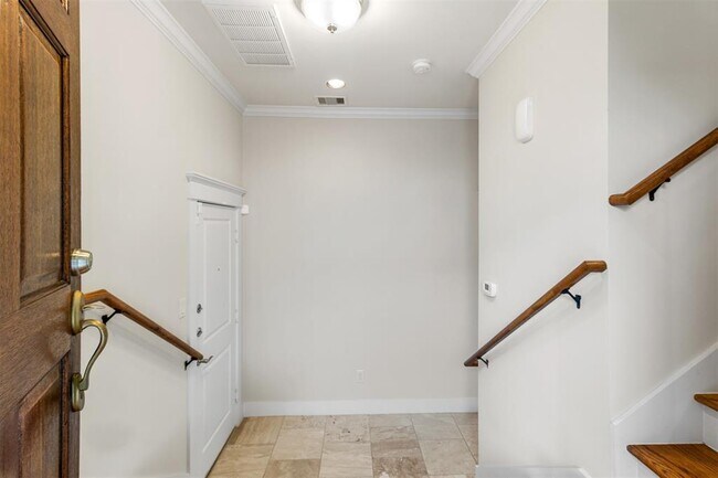Building Photo - 4111 Allen St