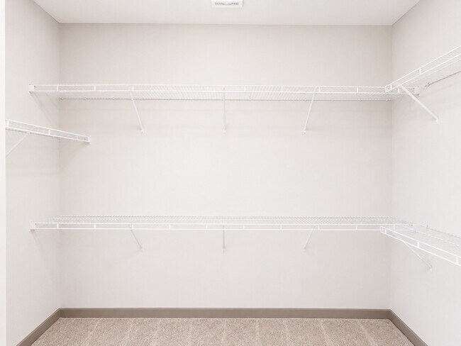 Building Photo - 1111 N Durham Dr