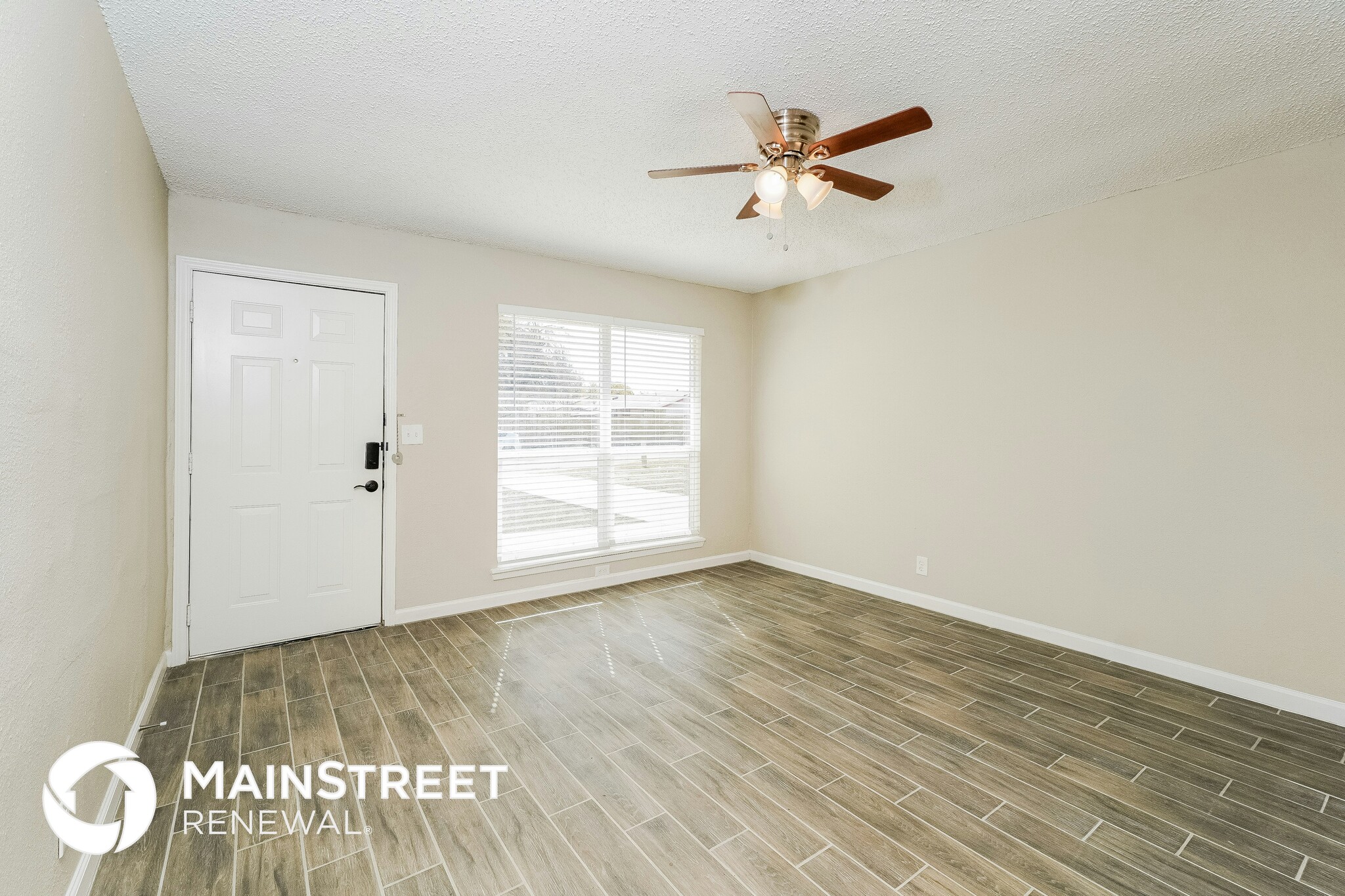 Building Photo - 7331 Glen Heights