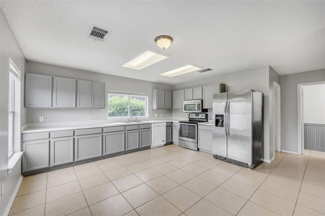 Building Photo - 2514 Byfield Dr