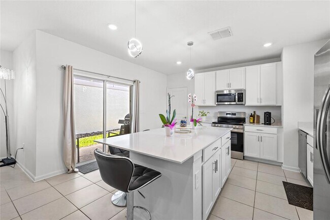 Building Photo - 5790 Meditation Dr