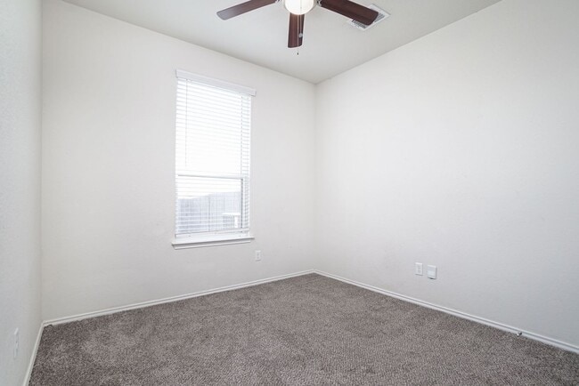 Building Photo - 4-Bedroom Home in New Braunfels with 3 Baths + Open Living Design