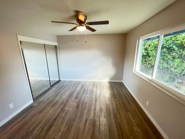 Building Photo - Wonderfully Upgraded 3 Bed 2 Bath Garden G...
