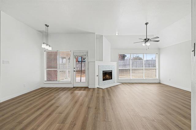 Building Photo - 6212 Crestmont Ln