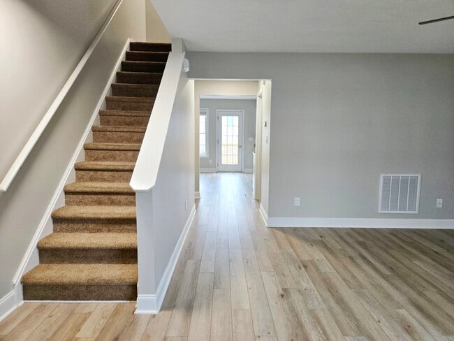 Building Photo - 3600 Old Forest Rd