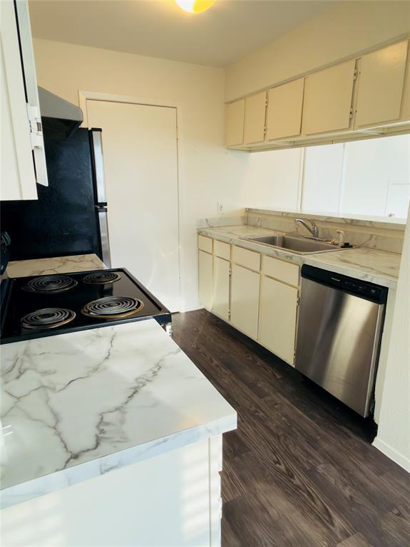 Building Photo - 11807 Alpheus Ave