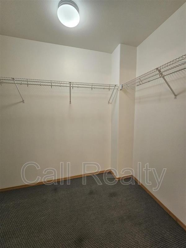 Building Photo - 1021 Malvern St