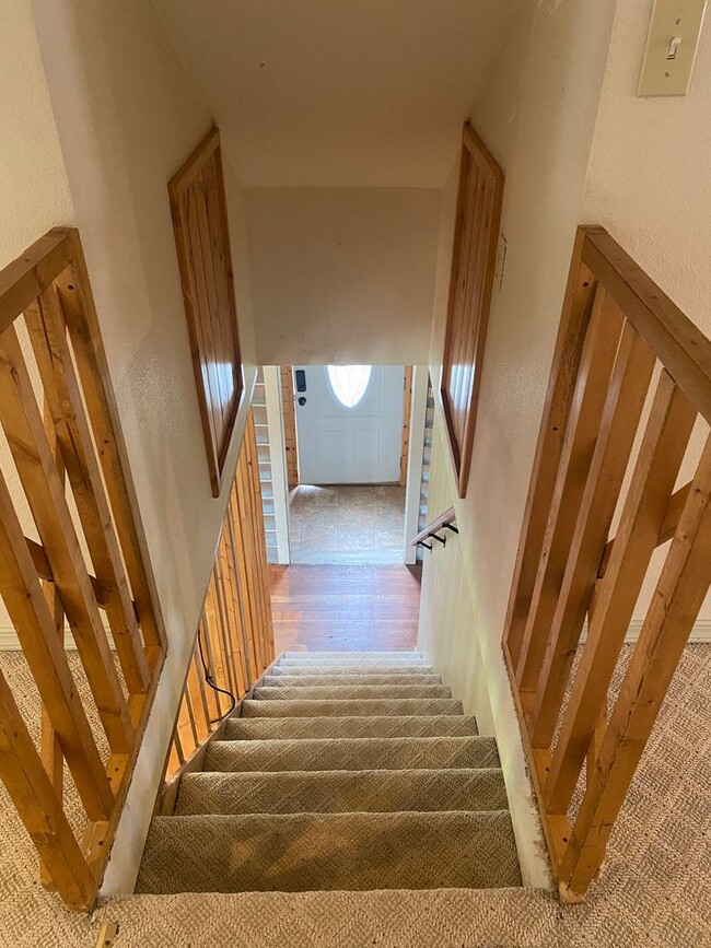 Building Photo - 3-Bedroom Home - Receive $300 off your fir...