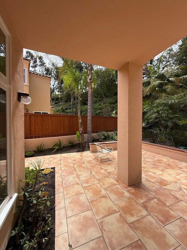 Building Photo - Spacious 3-Bedroom, 2.5-Bath Home for Rent...