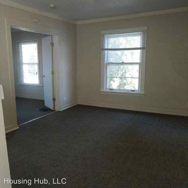 Building Photo - 1825 Emerson Ave N