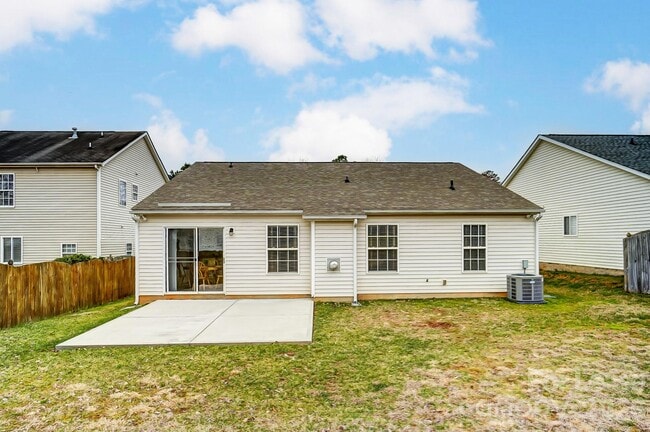 Building Photo - 5519 Waverly Lynn Ln