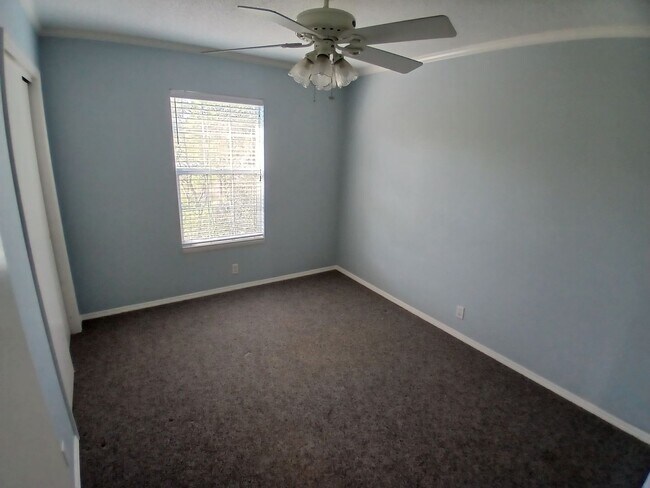 Building Photo - Charming Coastal Rental at Bald Point FL