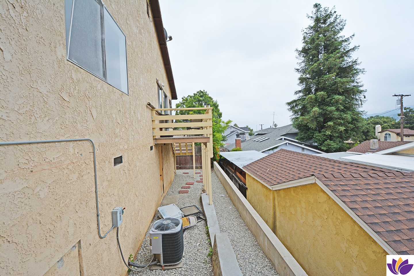 Building Photo - 3630 2nd Ave