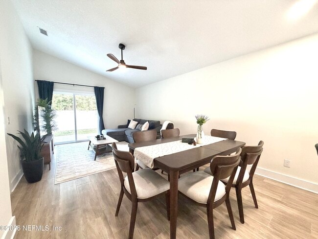 Building Photo - 181 Cabrillo Ln