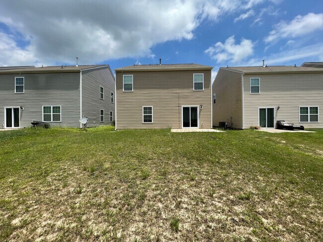 Building Photo - Complimentary Rent for a July ONLY Move in...