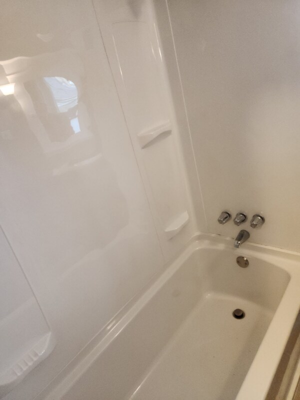 Building Photo - 223-225-225 Rosewood Terrace