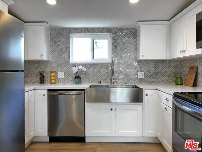 Building Photo - 4730 Crystal Springs Dr