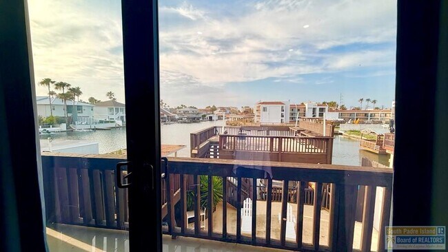 Building Photo - 106 W Morningside Dr