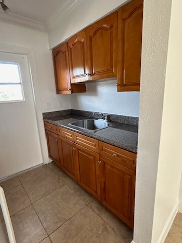 Building Photo - 2750 Pierce St