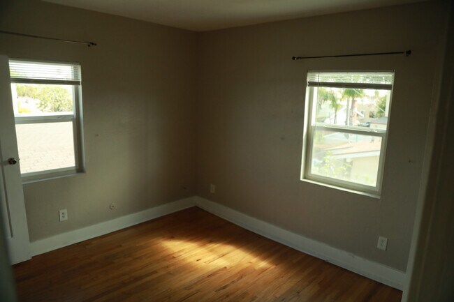 Building Photo - 4517 33rd St