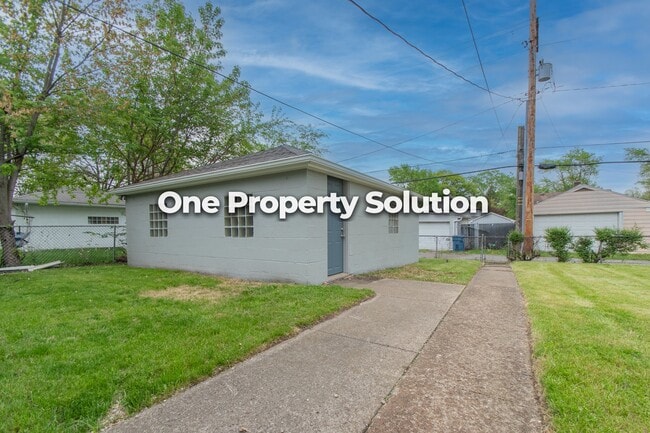 Building Photo - 4727 Harrison St