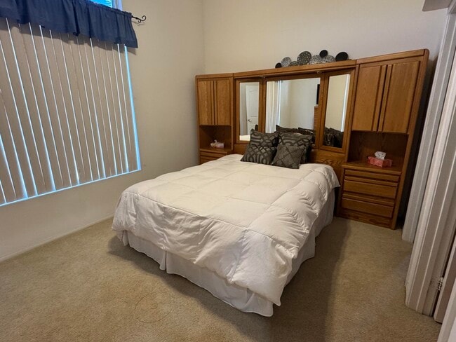 Building Photo - 44414 Royal Lytham Dr