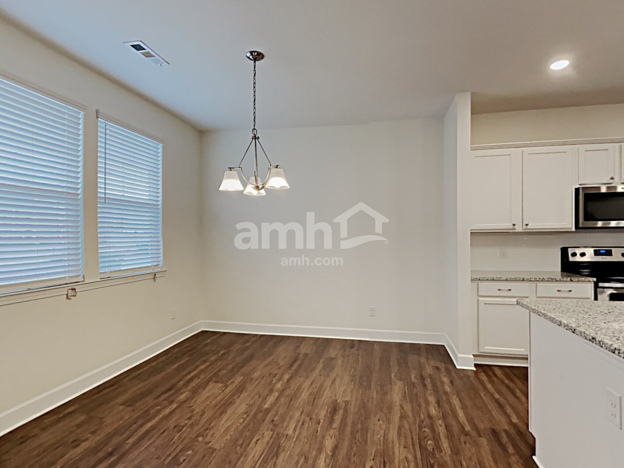 Building Photo - 5075 Trailwater Dr