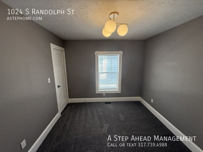 Building Photo - 1024 S Randolph St