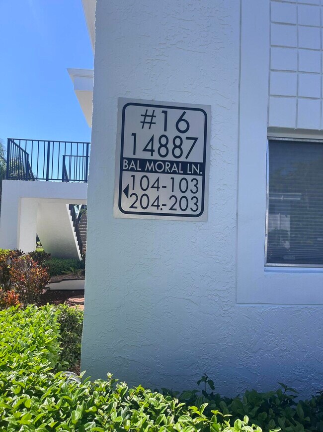 Building Photo - 14887 Bal Moral Ln