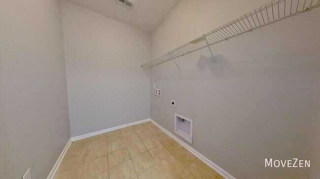 Building Photo - 4402 Hubbard Rd