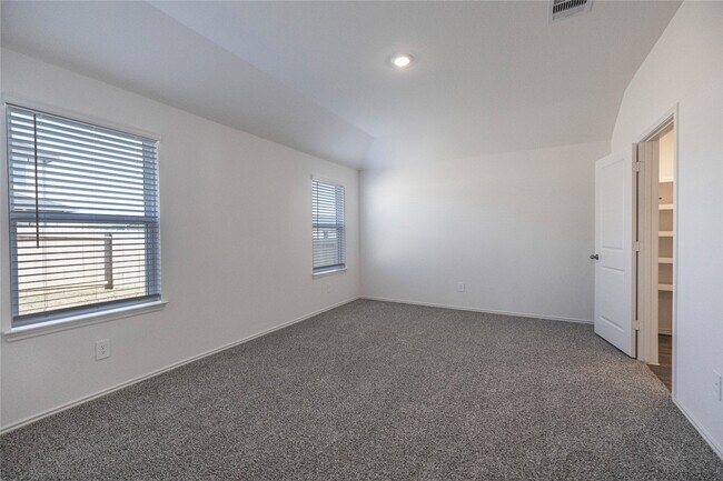 Building Photo - 3823 Axyl Run Ct