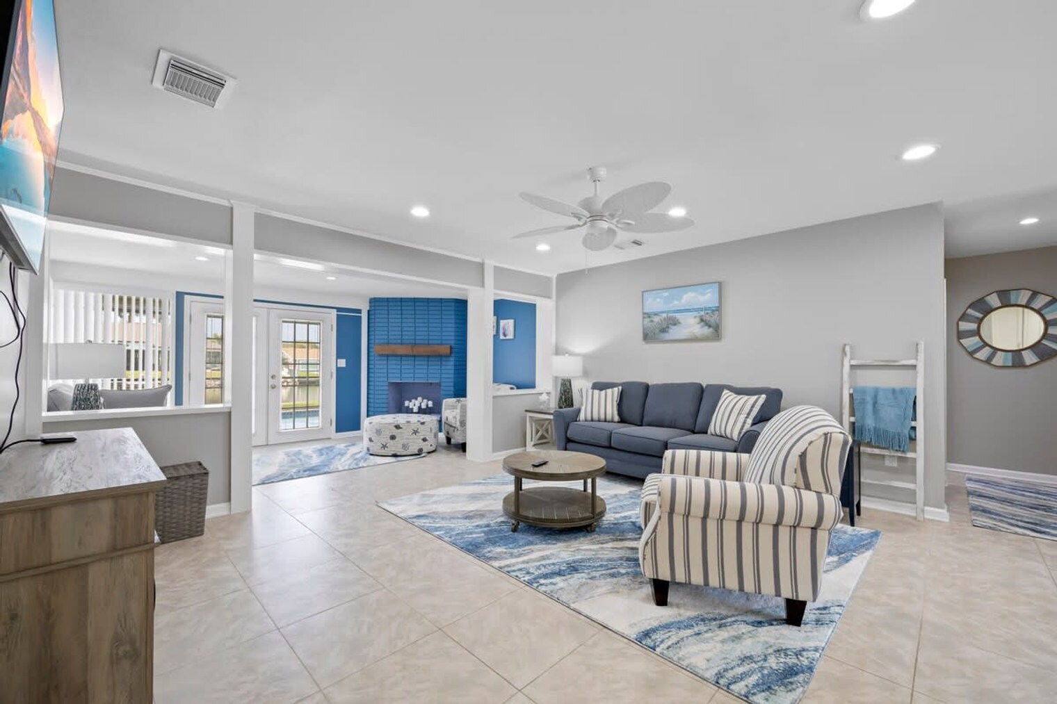 Building Photo - 925 Trinidad Rd